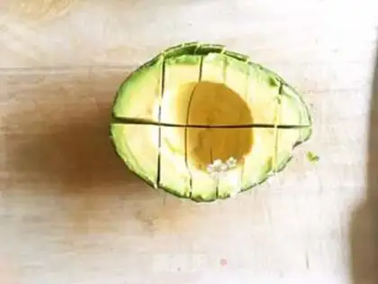 Make Butter and blue, low-carat salad step 2