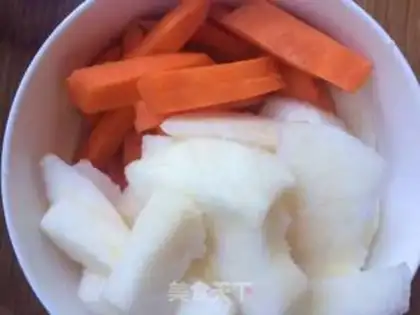 Make Tomato fruit and vegetable juice step 1
