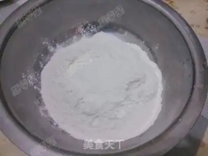 Make Green bean sand, little circle step 0