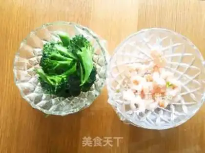 Make Butter and blue, low-carat salad step 5
