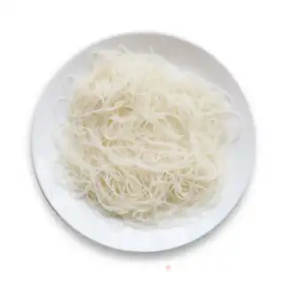 Make Vegetable seafood spring rolls step 2