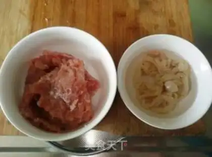 Make Black pepper pork sausage step 0