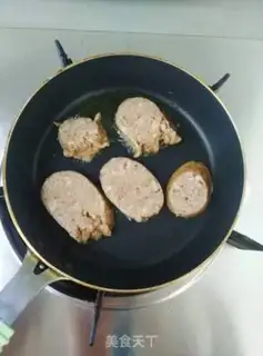 Make Black pepper pork sausage step 8