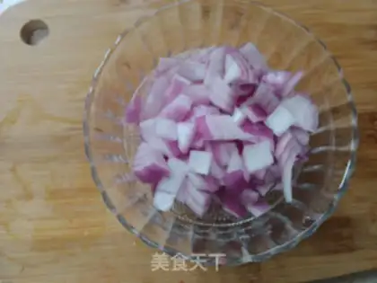 Make Salted yogurt salad step 1