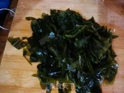 Make The dress and the egg soup step 2
