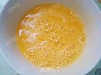 Make The dress and the egg soup step 4