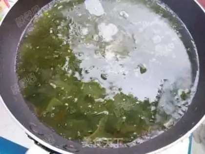 Make The dress and the egg soup step 6