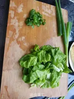 Make Bone soup noodles step 1
