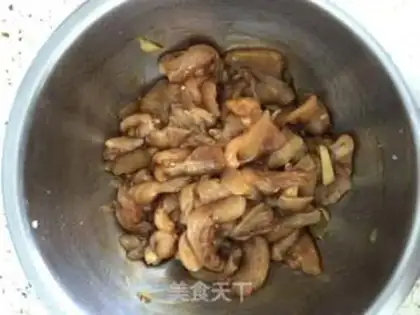 Make Chicken with garlic step 0