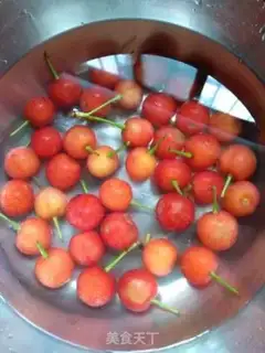 Make Cherry jelly step 1