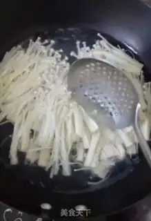 Make Frozen needle mushrooms step 2