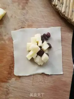 Make Apple rolls step 2