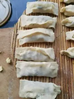 Make Apple rolls step 3