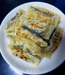 Make Apple rolls step 6