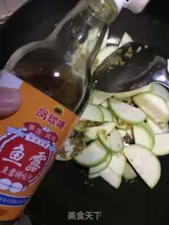 Make Shrimp Pizza step 5