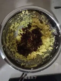 Make Rose-flower cookies step 4