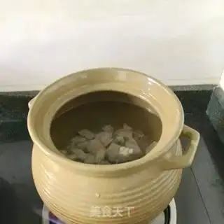 Make The borscht step 1