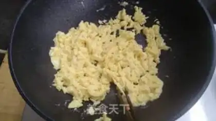 Make An egg box of celery step 3
