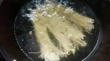 Make Chongqing noodles step 10