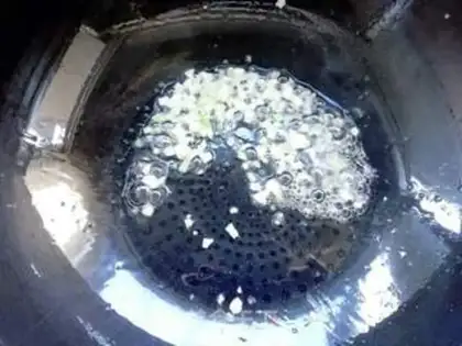 Make Scrambled eggs step 4