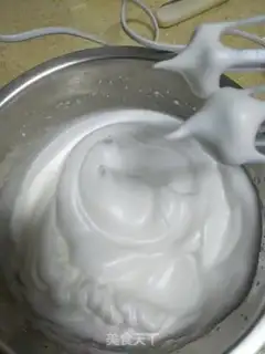 Make Fruit cream cake step 1