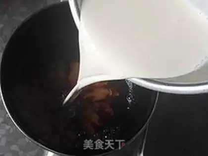 Make Hong Kong Milk Tea step 7