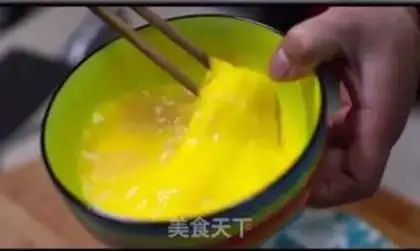 Make Scrambled eggs step 0