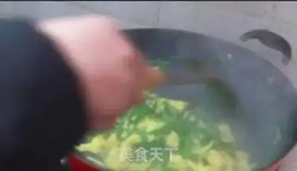 Make Scrambled eggs step 4
