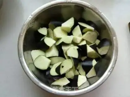 Make Potato pieces step 0