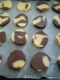 Make Zebra cookies step 12