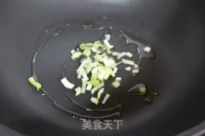 Make Fried eggs step 4