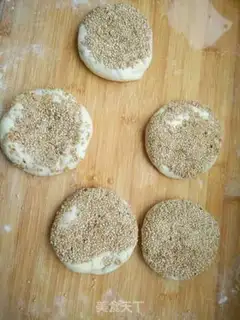 Make Skinny pretzels step 7