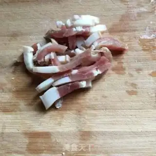Make Salted eggs and rice step 1