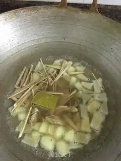 Make Thai curry shrimp step 6