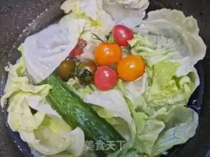 Make A green salad step 0