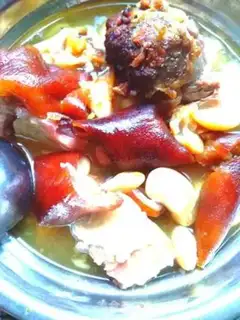 Make Soybean stew, pig feet step 5