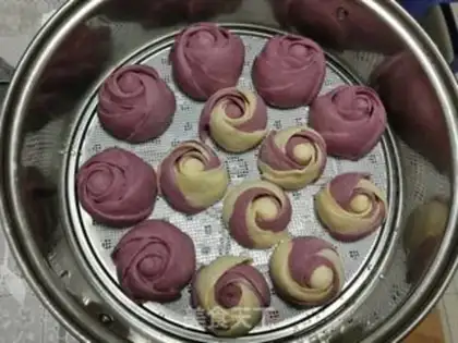 Make The saloon roses step 13