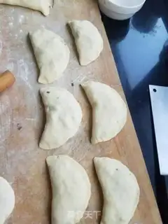 Make The egg box step 6