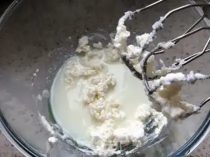 Make Cheese milk and red tea step 0