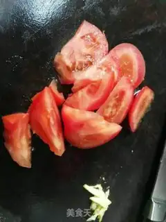 Make Tomato egg noodles step 0
