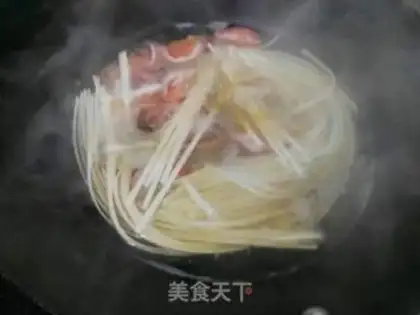Make Tomato egg noodles step 4