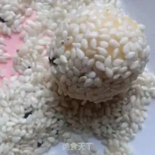 Make Sesame potato ball step 5