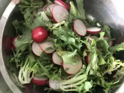 Make A grubby salad step 3