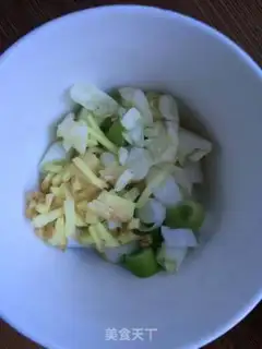 Make Homemade potato chips step 1