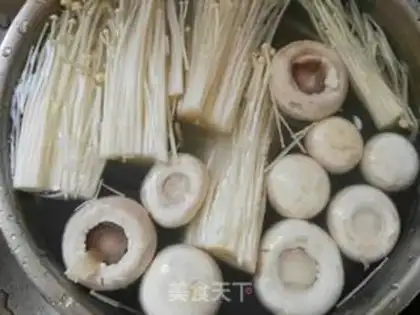 Make Frozen mushrooms step 1