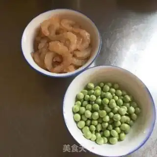 Make Peas and shrimp step 0