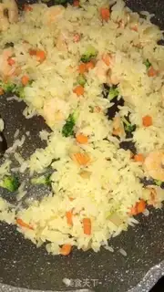 Make Pineapple rice step 7