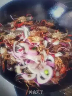 Make Spicy lobster step 2