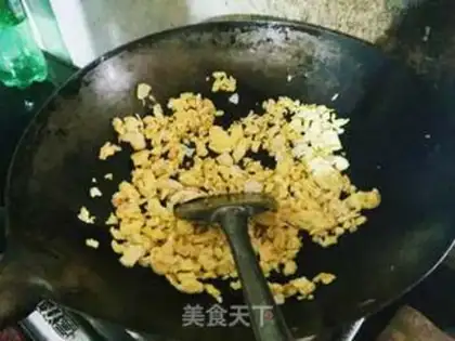 Make Cream-cracker egg buns step 3