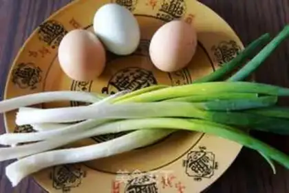 Make Scrambled eggs step 0